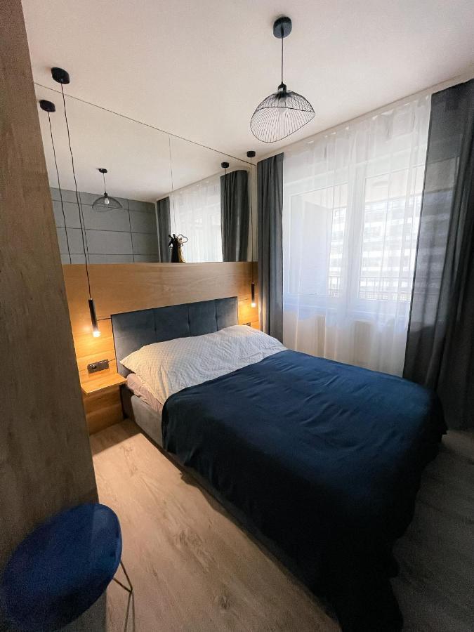 Bella Apartament Cracóvia Exterior foto